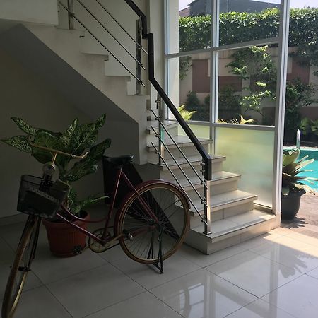 八号酒店 万隆 外观 照片