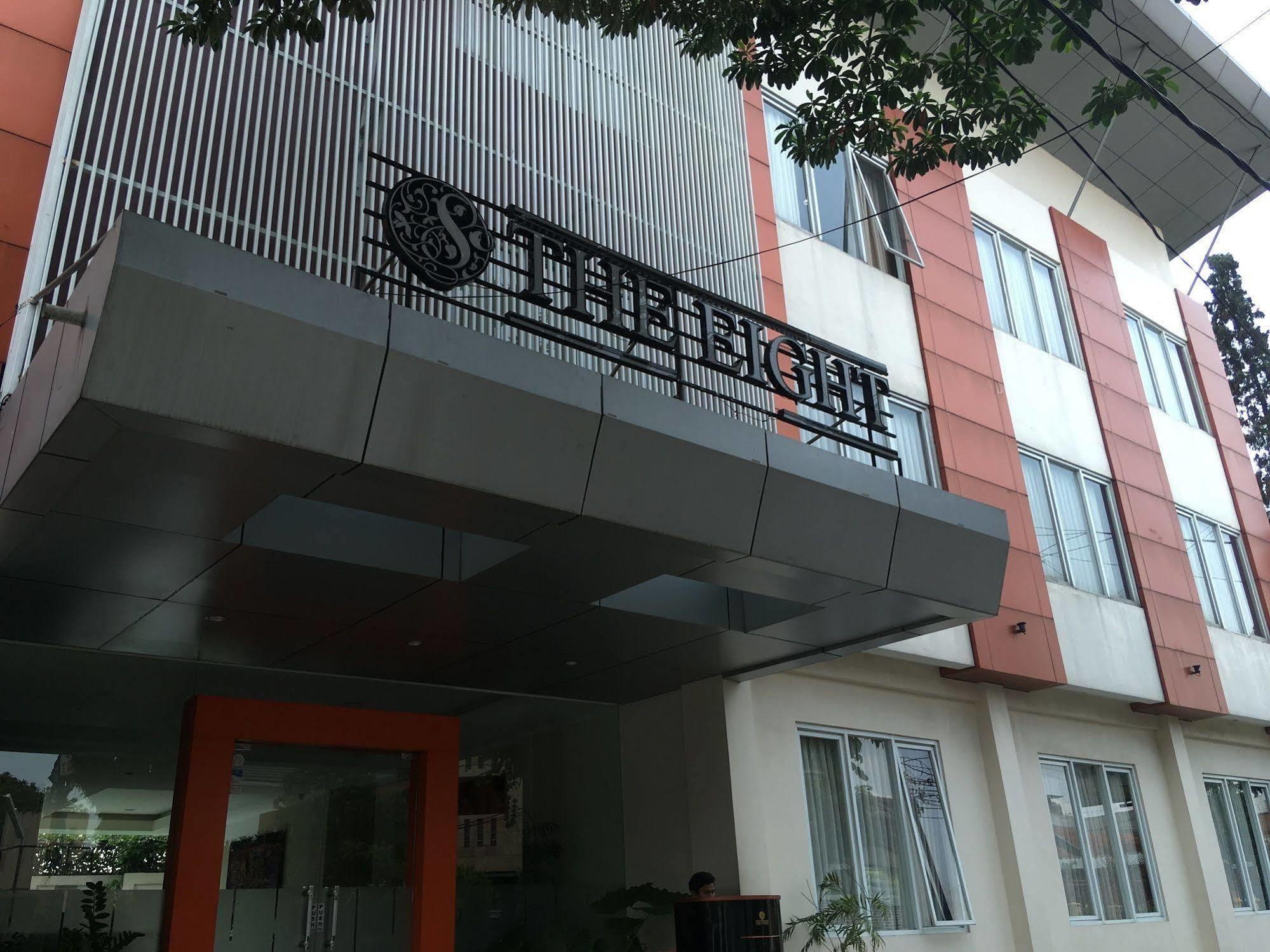 八号酒店 万隆 外观 照片